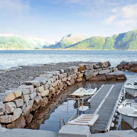 펜션 Cozy In With House Sea View