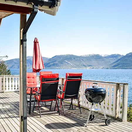 Stunning In With Wifi * Lavik (Sogn og Fjordane)